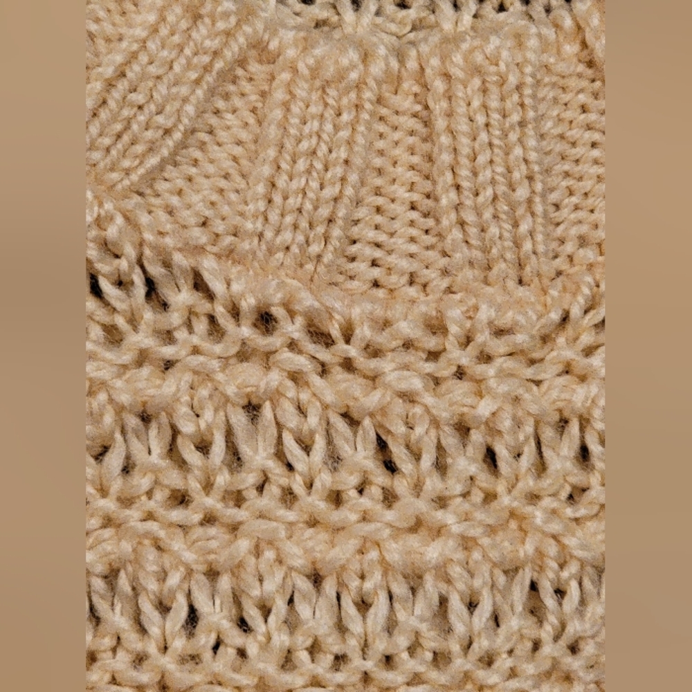 Sweater vest, men's, unreadable tag, no size tag, cream color